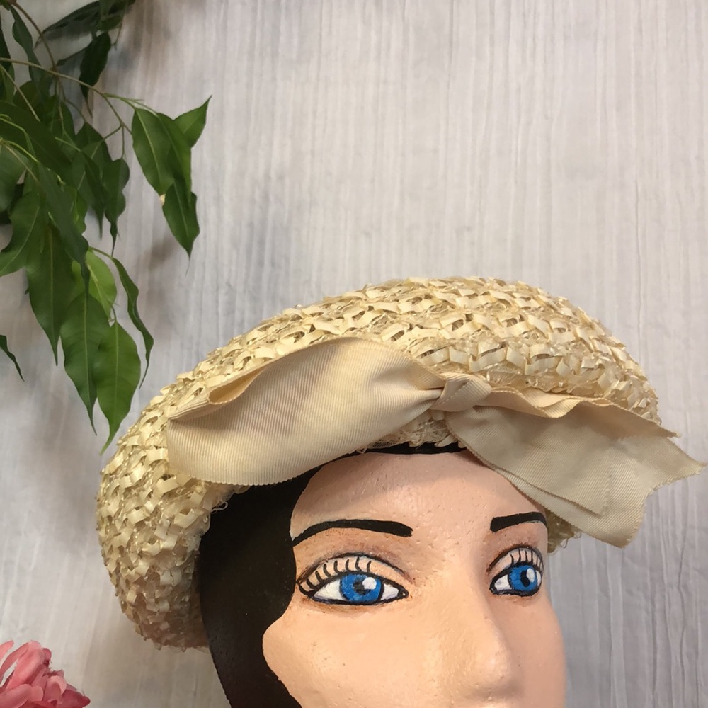 Vintage cream Jean Sutton beret woven womans hat with large front bow - Picture 2 of 10
